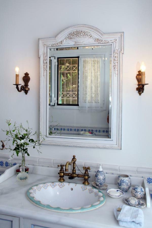 Boutique Villa Andronice Tsoukaladhes Ngoại thất bức ảnh